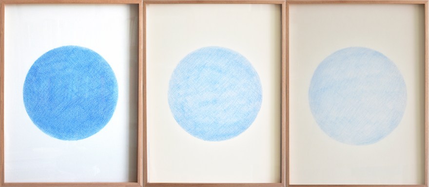 Estudio de desgaste, Azul Oscuro, 2018 de Rodrigo González Castellanos